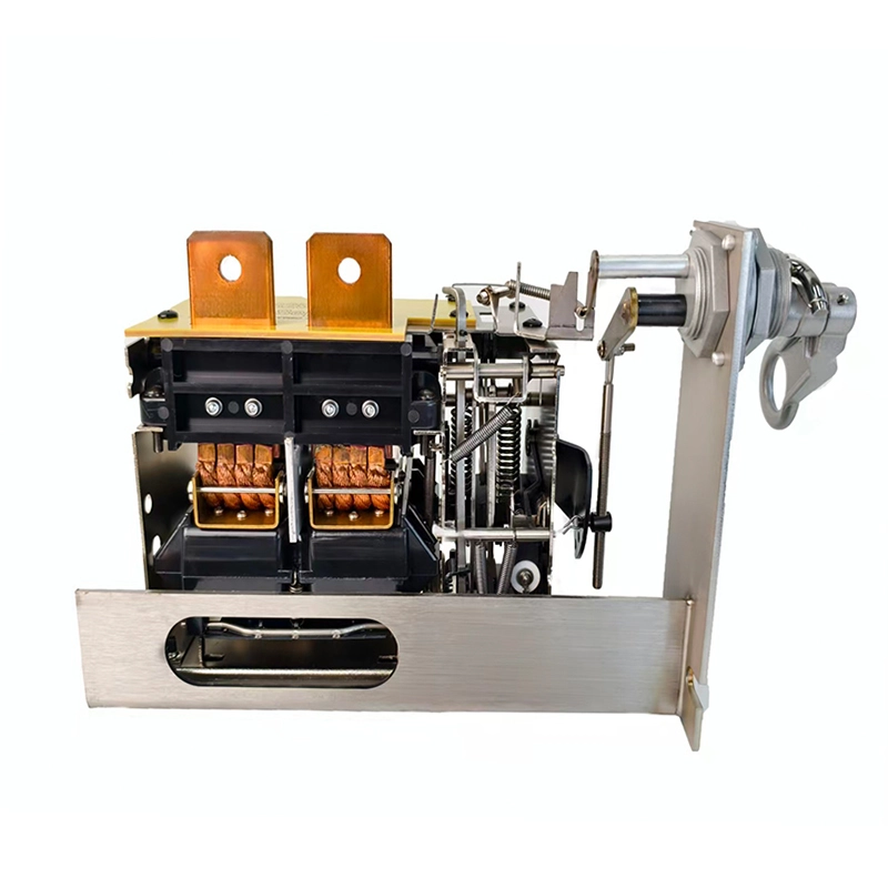 단상 520A CSP 오일 침박 차단기 125KVA 전면 손잡이 뷰